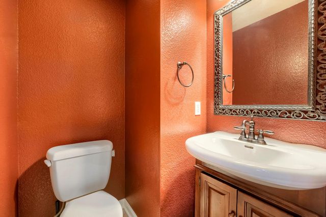 3102 Ash Glen LN, Round Rock, TX 78681