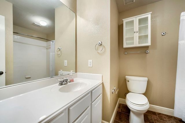 3102 Ash Glen LN, Round Rock, TX 78681