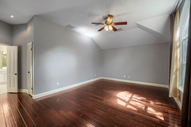3102 Ash Glen LN, Round Rock, TX 78681