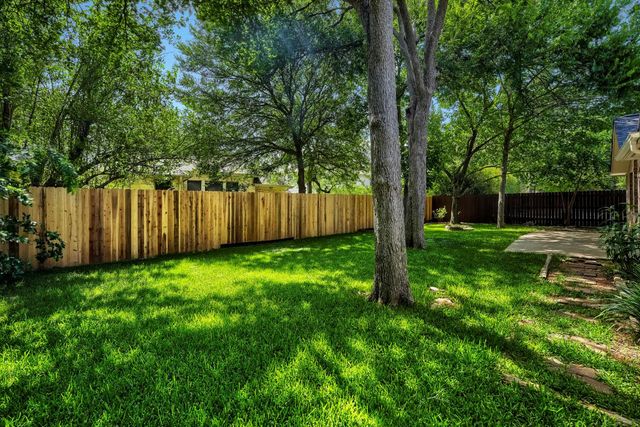 3102 Ash Glen LN, Round Rock, TX 78681