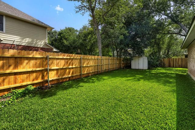 3102 Ash Glen LN, Round Rock, TX 78681