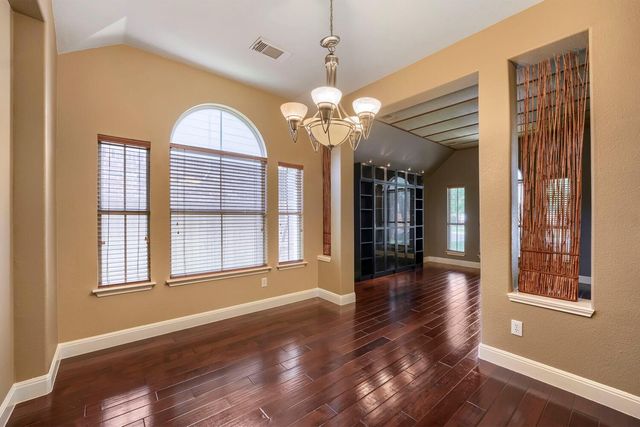 3102 Ash Glen LN, Round Rock, TX 78681
