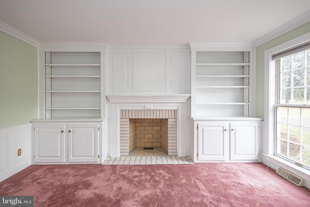 6 MOUNT VIEW CT, Newtown, PA 18940