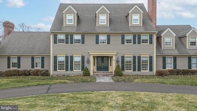 6 MOUNT VIEW CT, Newtown, PA 18940