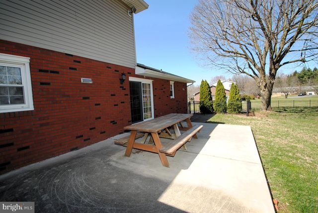 503 COACH DR, Bear, DE 19701