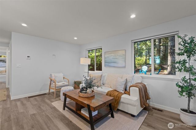 50 NE Cedar Lane, Tahuya, WA 98588