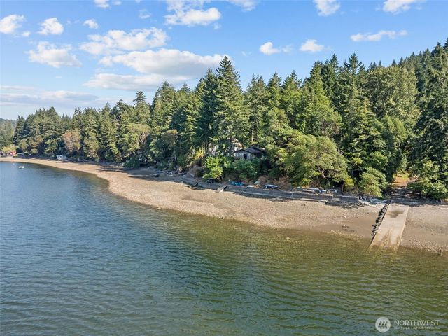 50 NE Cedar Lane, Tahuya, WA 98588