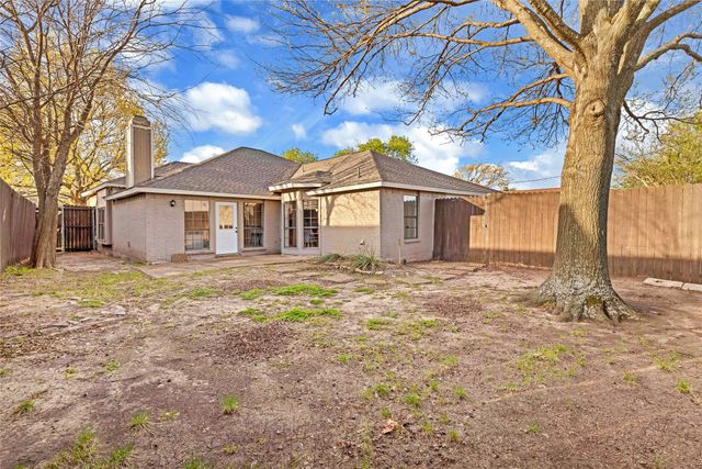 9433 Willard Street, Rowlett, TX 75088