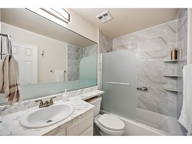 2858 S Vaughn Way, Aurora, CO 80014