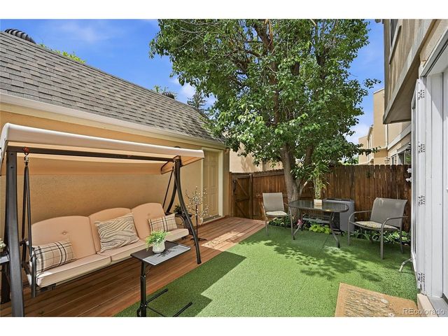 2858 S Vaughn Way, Aurora, CO 80014