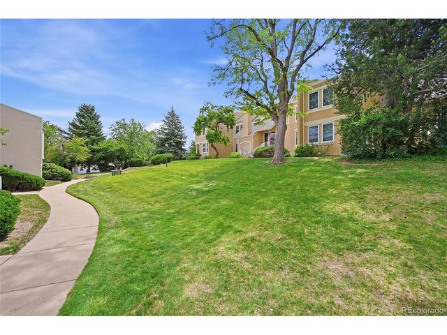 2858 S Vaughn Way, Aurora, CO 80014