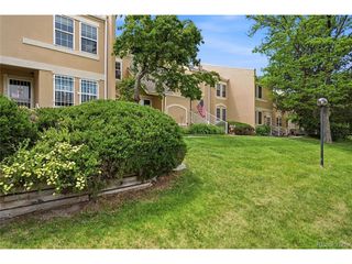 2858 S Vaughn Way, Aurora, CO 80014