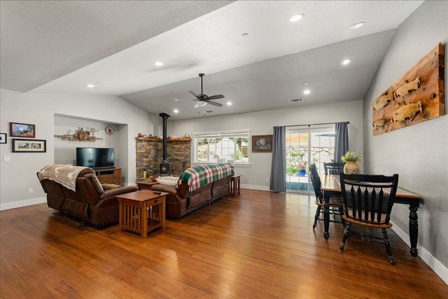 3311 Cascade Trl, Cool, CA 95614