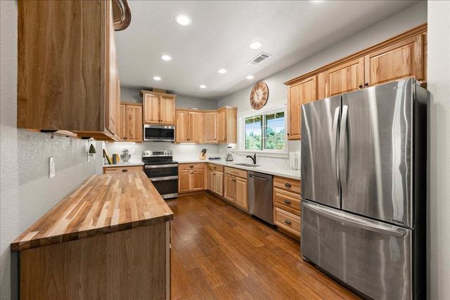 3311 Cascade Trl, Cool, CA 95614