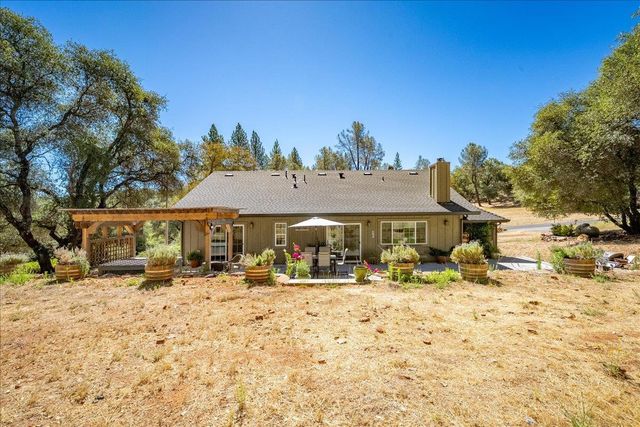 3311 Cascade Trl, Cool, CA 95614