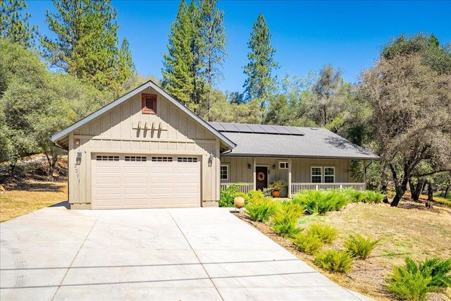3311 Cascade Trl, Cool, CA 95614