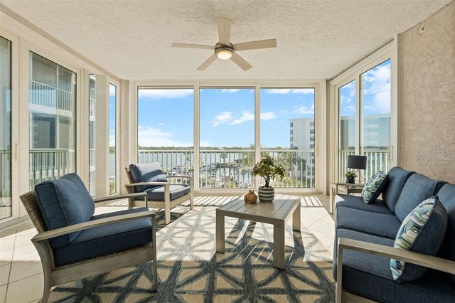 1240 DOLPHIN BAY WAY 401, Sarasota, FL 34242