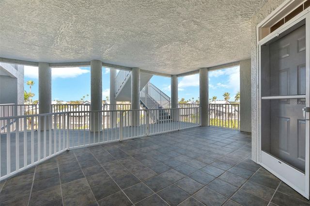 1240 DOLPHIN BAY WAY 401, Sarasota, FL 34242