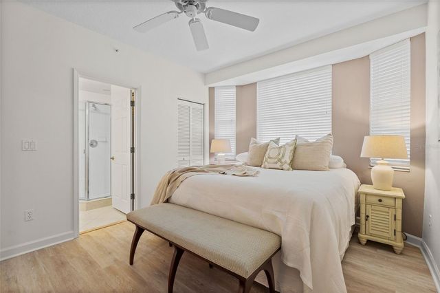 1240 DOLPHIN BAY WAY 401, Sarasota, FL 34242