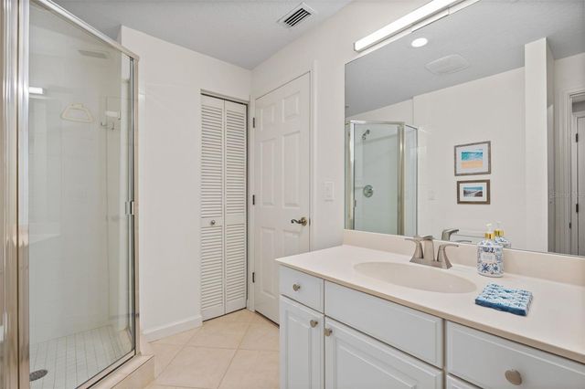 1240 DOLPHIN BAY WAY 401, Sarasota, FL 34242