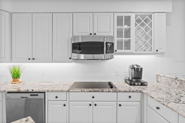 1240 DOLPHIN BAY WAY 401, Sarasota, FL 34242