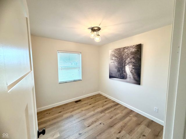 1002 E 600 N, Alexandria, IN 46001