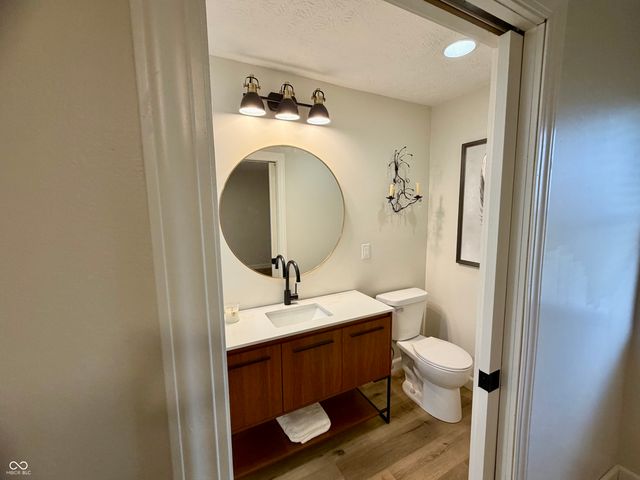 1002 E 600 N, Alexandria, IN 46001