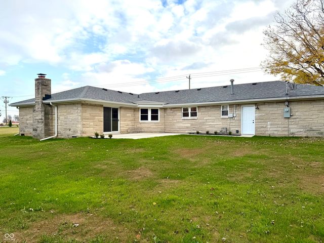 1002 E 600 N, Alexandria, IN 46001