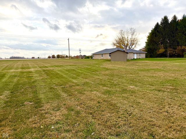 1002 E 600 N, Alexandria, IN 46001