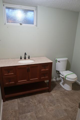 1813 27th Avenue S, Fargo, ND 58103