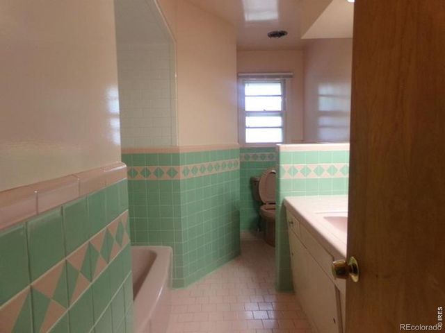 2203 12th St Rd, Greeley, CO 80631
