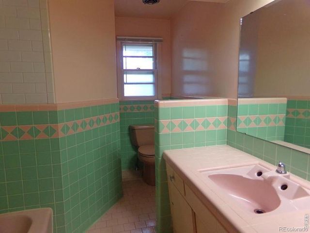 2203 12th St Rd, Greeley, CO 80631