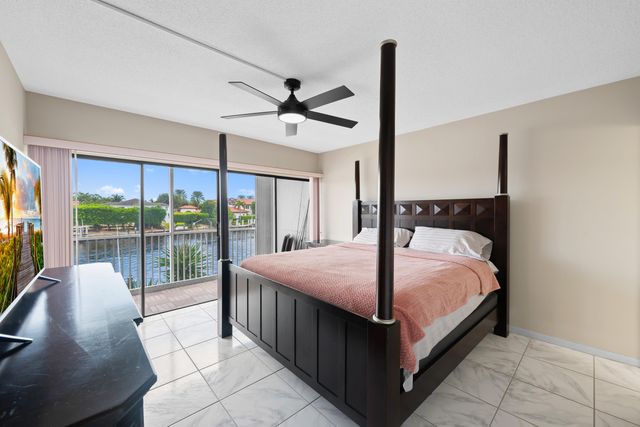 390 N FEDERAL Highway 202, Deerfield Beach, FL 33441