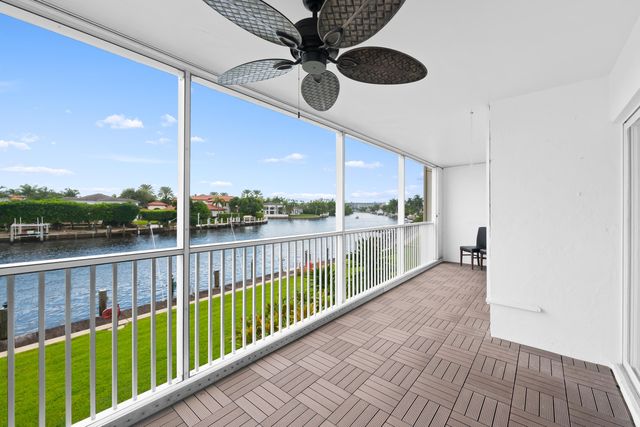 390 N FEDERAL Highway 202, Deerfield Beach, FL 33441