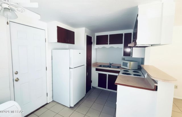 1990 W Amy Pl Unit B, Tucson, AZ 85705