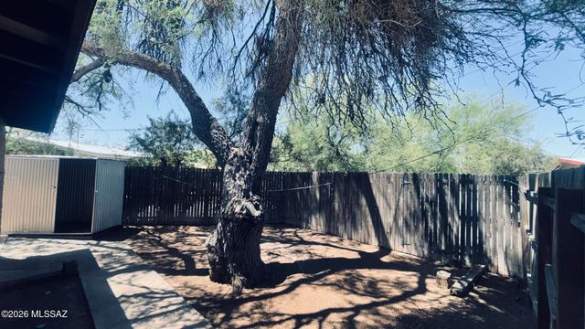 1990 W Amy Pl Unit B, Tucson, AZ 85705