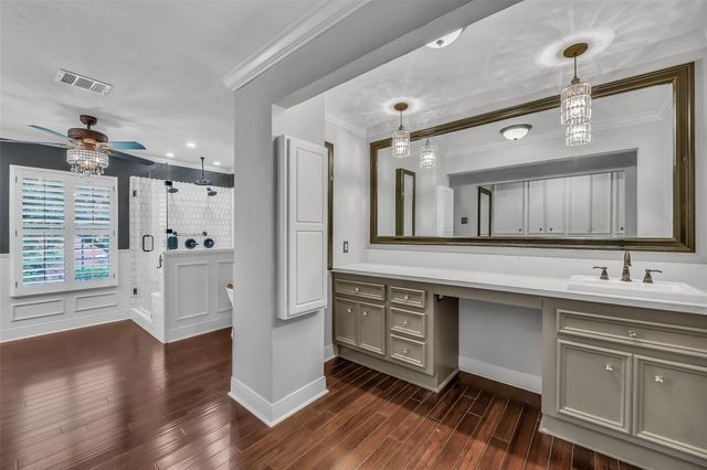 2111 Riverside Drive, League City, TX 77573