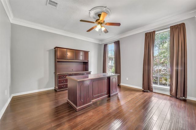 2111 Riverside Drive, League City, TX 77573