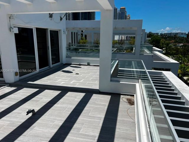 18975 Atlantic Blvd 18975, Sunny Isles Beach, FL 33160