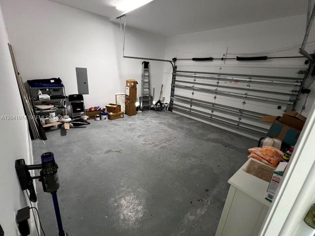 18975 Atlantic Blvd 18975, Sunny Isles Beach, FL 33160