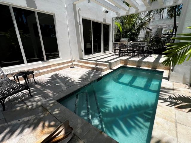 18975 Atlantic Blvd 18975, Sunny Isles Beach, FL 33160