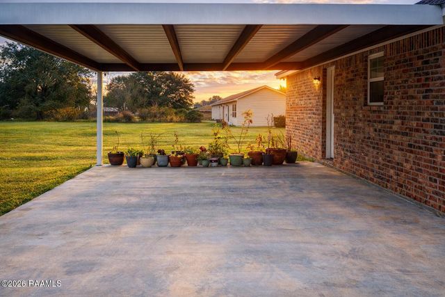 1150 Madeline Heights, Breaux Bridge, LA 70517