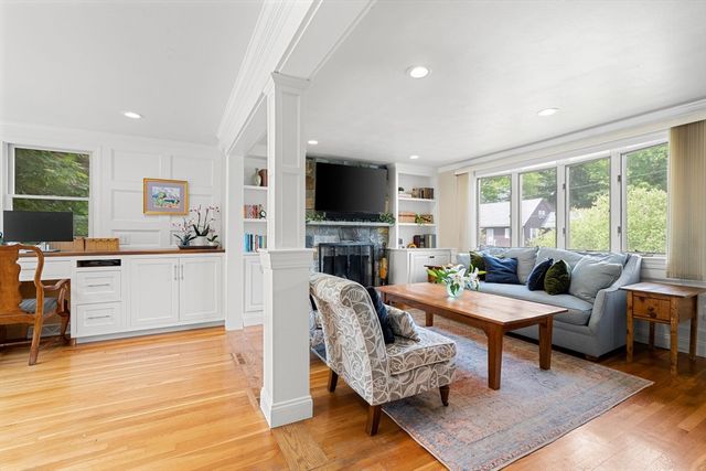 35 Spallus Rd, Stoughton, MA 02072