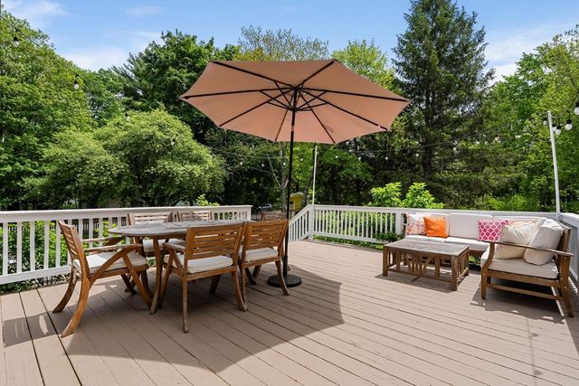 35 Spallus Rd, Stoughton, MA 02072