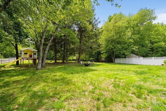 35 Spallus Rd, Stoughton, MA 02072