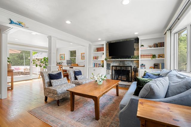 35 Spallus Rd, Stoughton, MA 02072