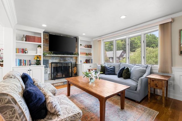 35 Spallus Rd, Stoughton, MA 02072