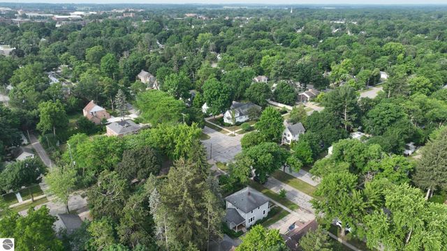 507 S Kinney, Mt Pleasant, MI 48858