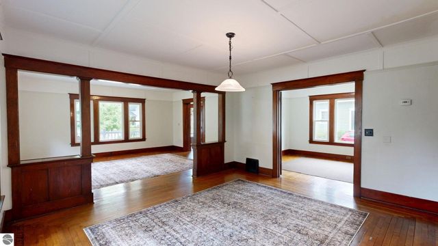 507 S Kinney, Mt Pleasant, MI 48858