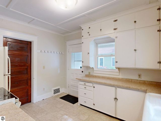 507 S Kinney, Mt Pleasant, MI 48858